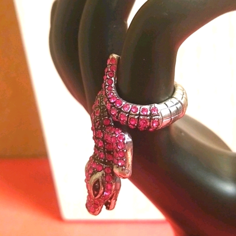 Pink Bling Gator Ladies Alligator Ring NWOT - Picture 2 of 4